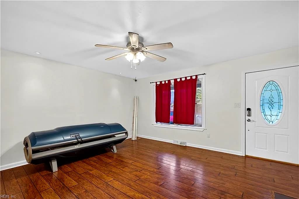 656 Hillwell RD, CHESAPEAKE VA 23322 thumb 6