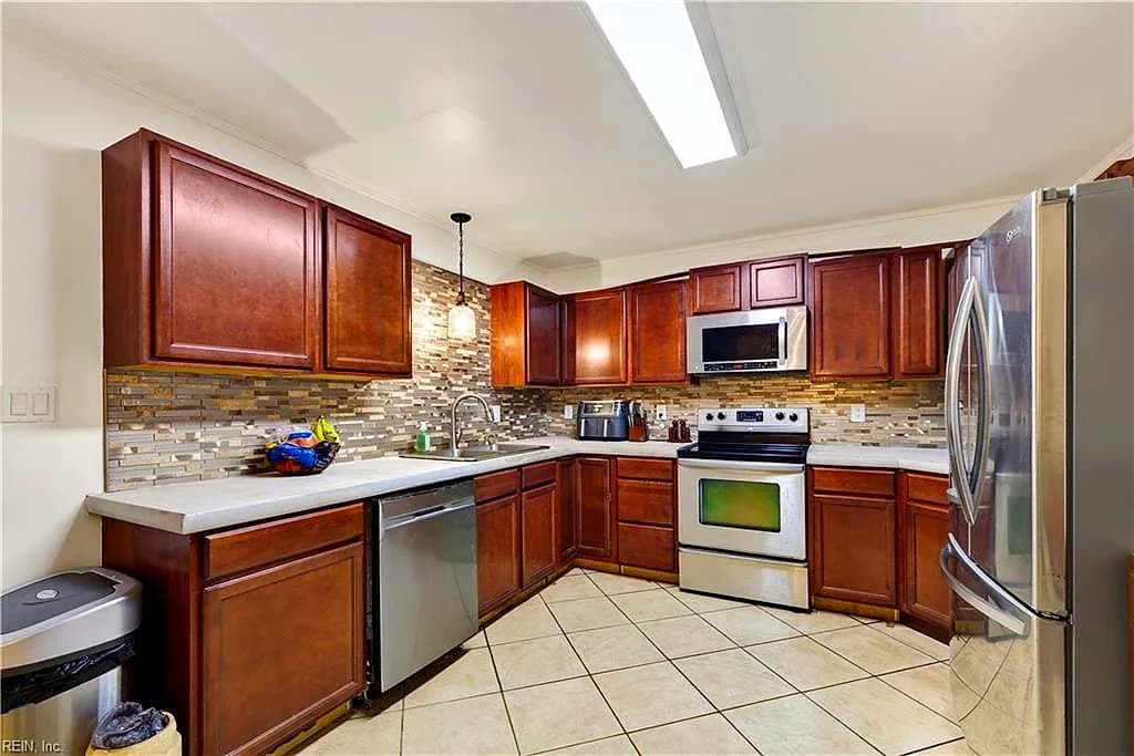 656 Hillwell RD, CHESAPEAKE VA 23322 thumb 10