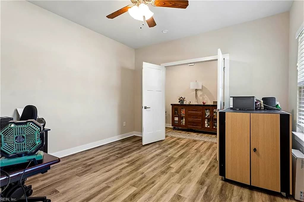 114 Silverlake RN, YORKTOWN VA 23690 thumb 8