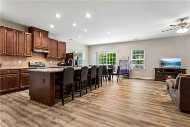 114 Silverlake RN, YORKTOWN VA 23690 thumb 9