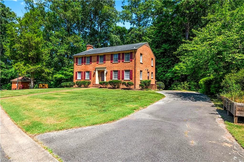 1104 Pine Valley Dr. DR, SUFFOLK VA 23434 - Photo 4