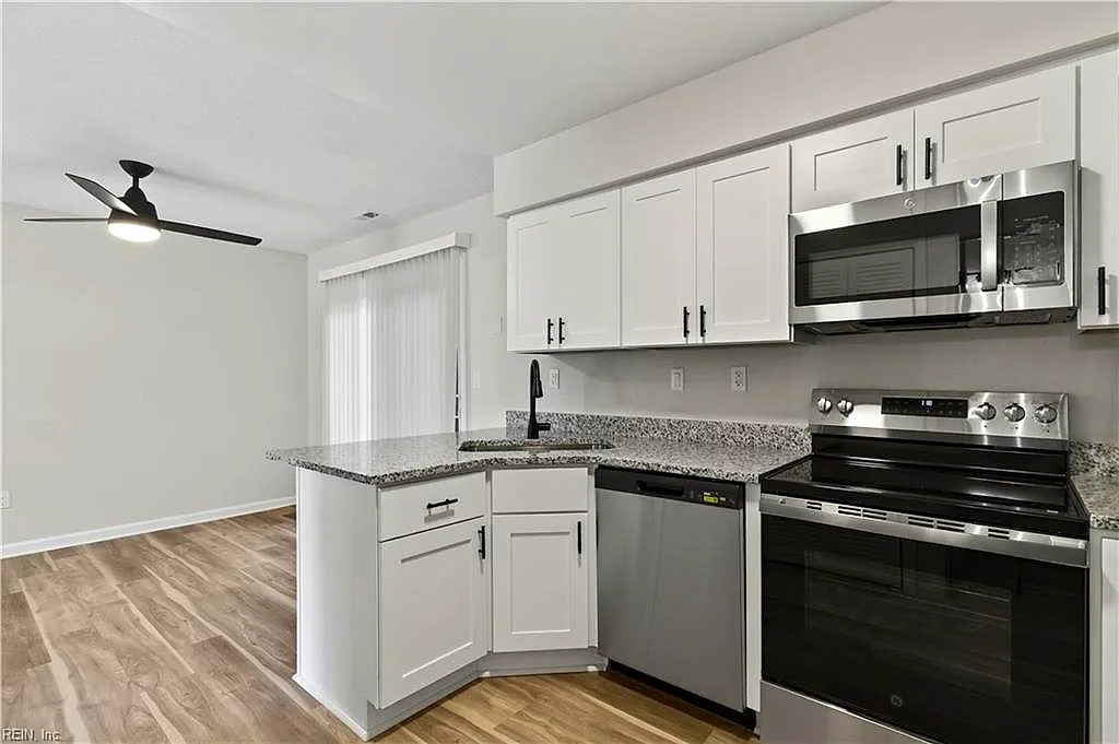 1974 Woodgate ARCH, CHESAPEAKE VA 23320 thumb 11