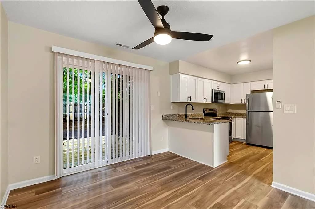 1974 Woodgate ARCH, CHESAPEAKE VA 23320 thumb 8