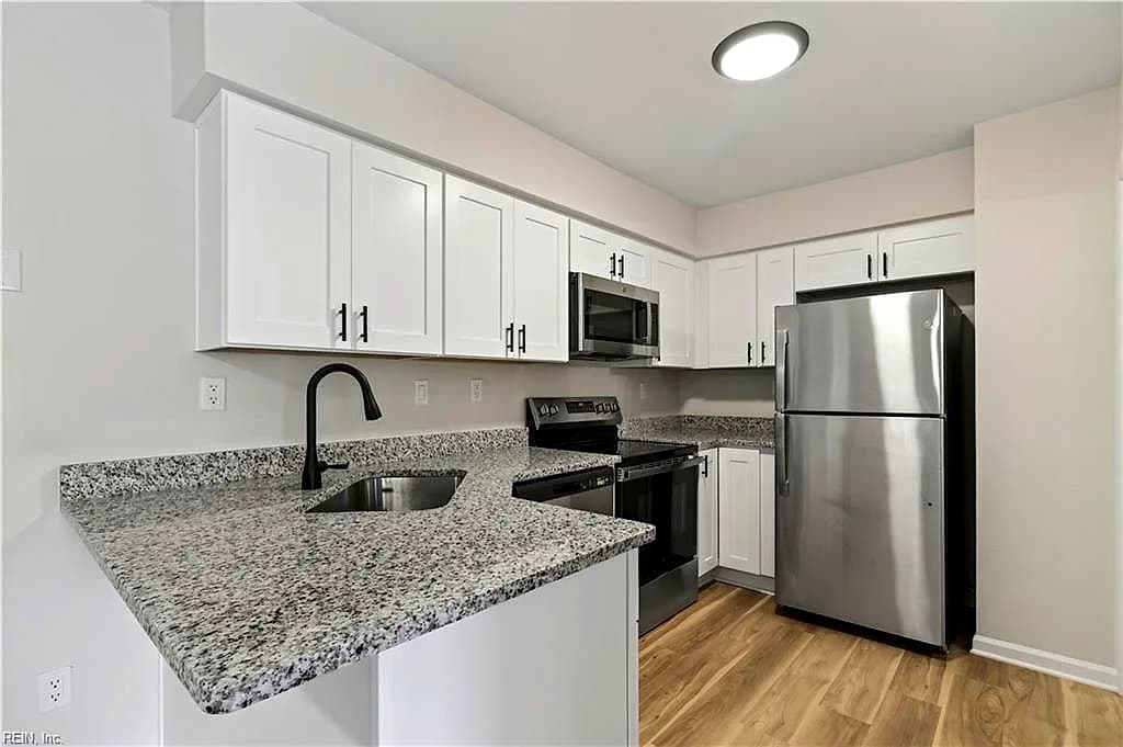 1974 Woodgate ARCH, CHESAPEAKE VA 23320 thumb 10