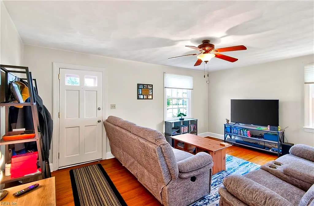 1057 W Ocean View AVE, NORFOLK VA 23503 - Photo 4