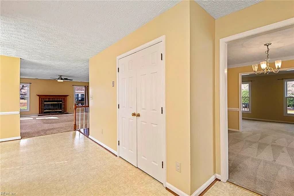 804 Lancaster LN, NEWPORT NEWS VA 23602 thumb 12