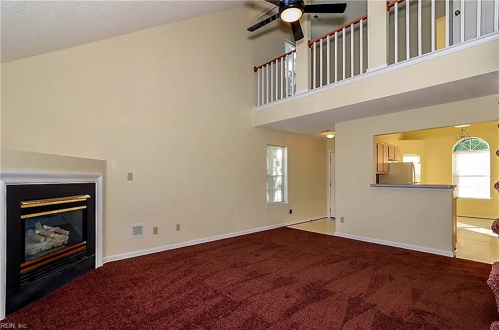 381 Westview DR, HAMPTON VA 23666 - Photo 4