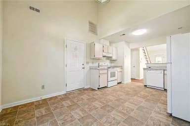 381 Westview DR, HAMPTON VA 23666 thumb 8