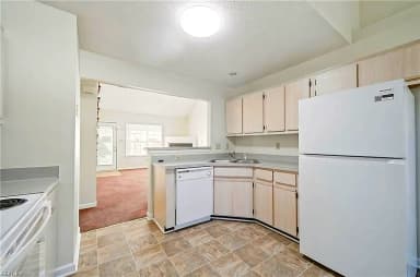 381 Westview DR, HAMPTON VA 23666 thumb 10