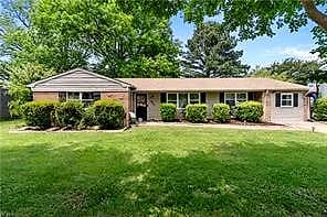 832 Parapet RD, CHESAPEAKE VA 23323 - Photo 2