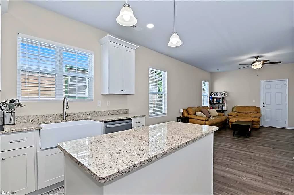1435 Seaboard AVE, CHESAPEAKE VA 23324 - Photo 5