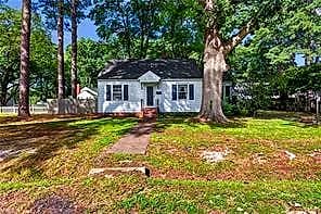 506 Hamlin ST, NEWPORT NEWS VA 23601 - Photo 2