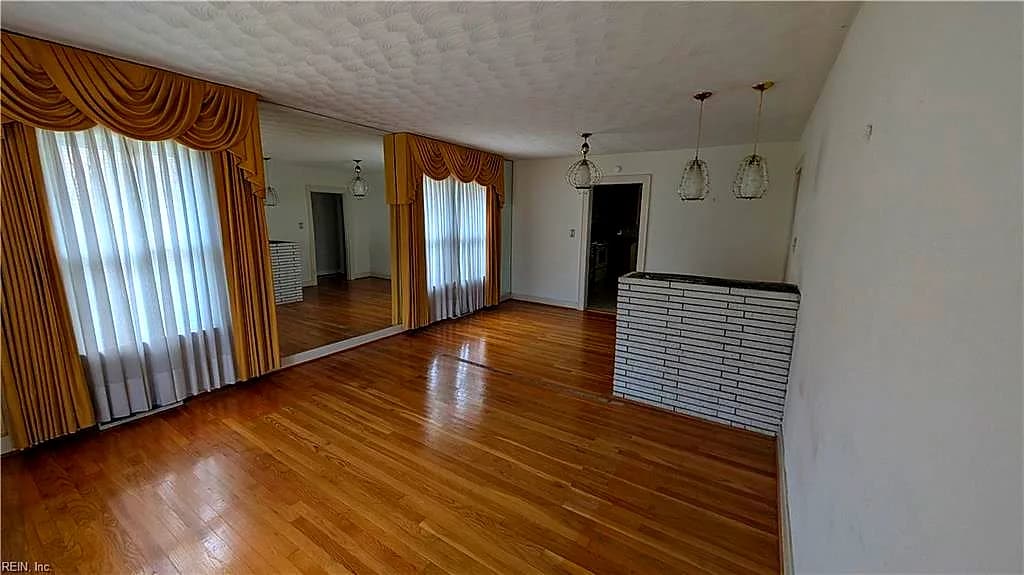 1326 26th ST, NEWPORT NEWS VA 23607 - Photo 4