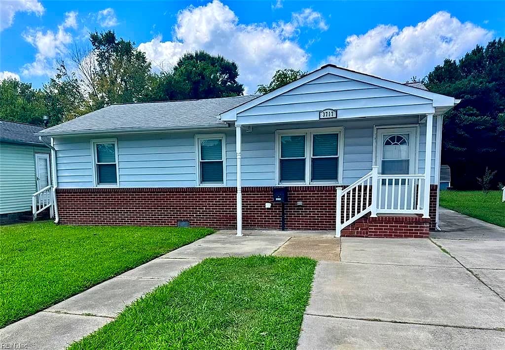 3717 Victoria BLVD, HAMPTON VA 23669 - Main photo
