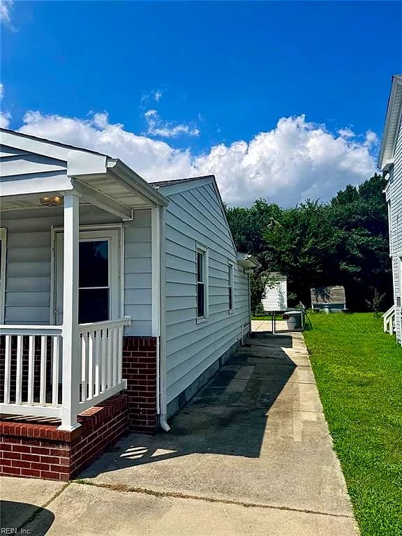3717 Victoria BLVD, HAMPTON VA 23669 - Photo 3