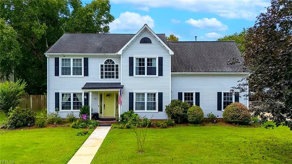 841 Woodstream WAY, CHESAPEAKE VA 23322 - Main photo