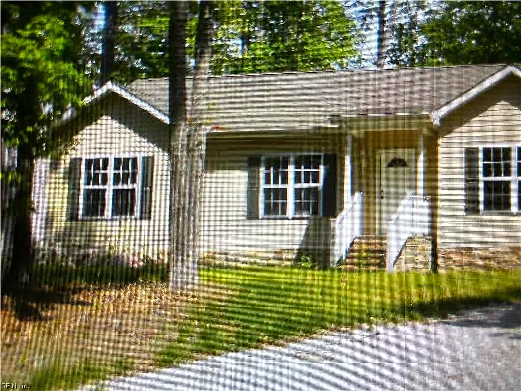 2231 Buccaneer BLVD, GREENBACKVILLE VA 23356 - Photo 2