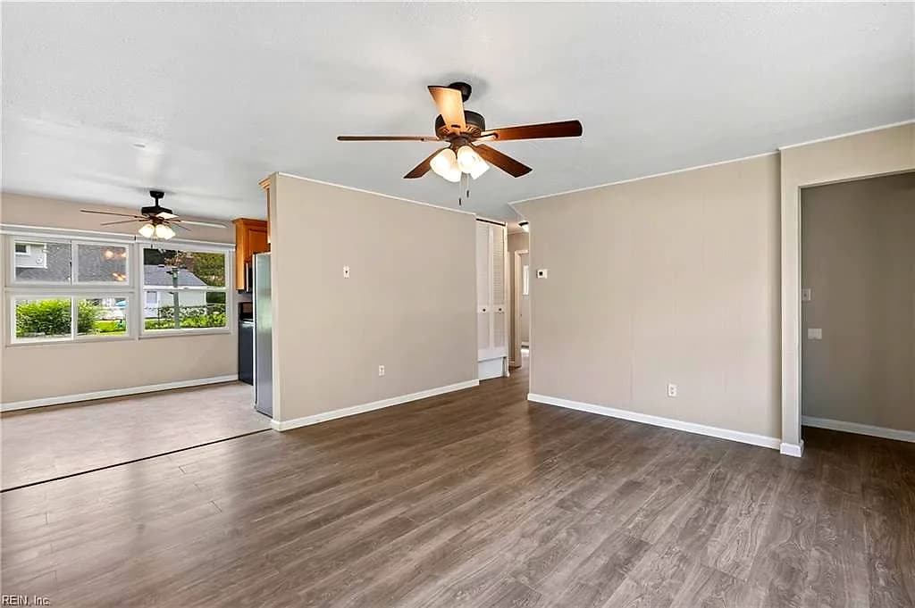 6112 Grimes CT, NORFOLK VA 23518 thumb 6