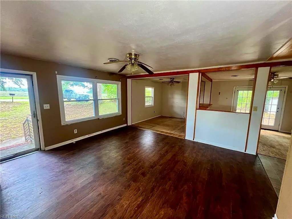 18688 Orbit RD, WINDSOR VA 23487 - Photo 4