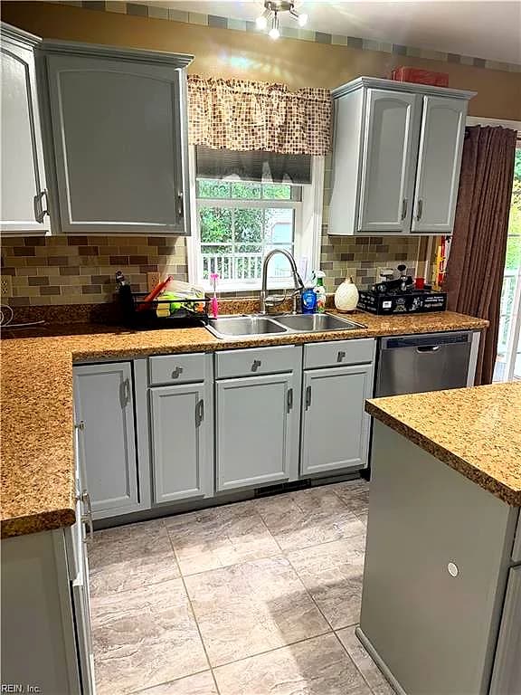 32300 Azalea LN, NEW CHURCH VA 23415 thumb 11
