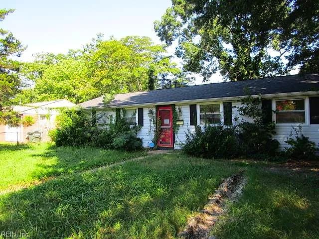 2011 Seward DR, HAMPTON VA 23663 - Main photo