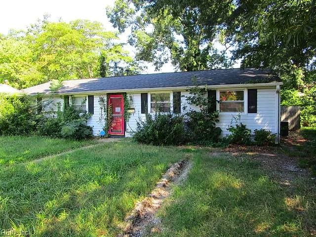 2011 Seward DR, HAMPTON VA 23663 - Photo 3