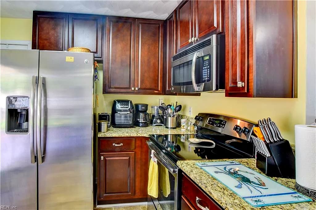 8 Raymond CT, PORTSMOUTH VA 23703 thumb 11