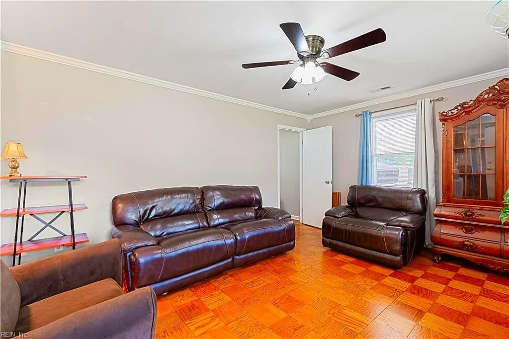 719 Paul ST, NEWPORT NEWS VA 23605 thumb 8