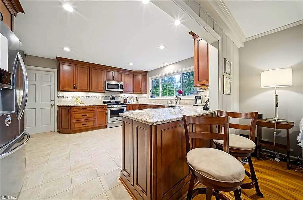 4348 Thoroughgood DR, VIRGINIA BEACH VA 23455 thumb 9