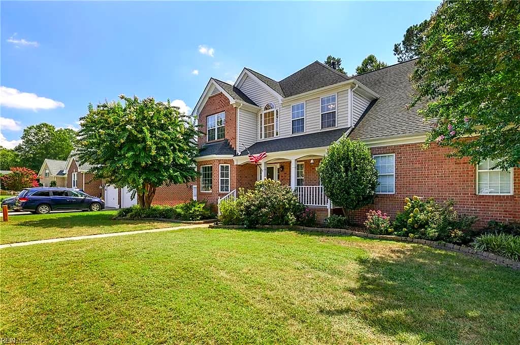 909 SYDENHAM BLVD, CHESAPEAKE VA 23322 - Photo 3