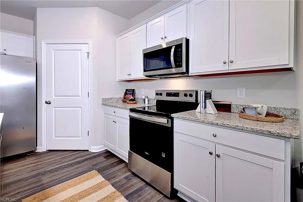 8685 Thomas Jefferson WAY, GLOUCESTER VA 23061 thumb 12