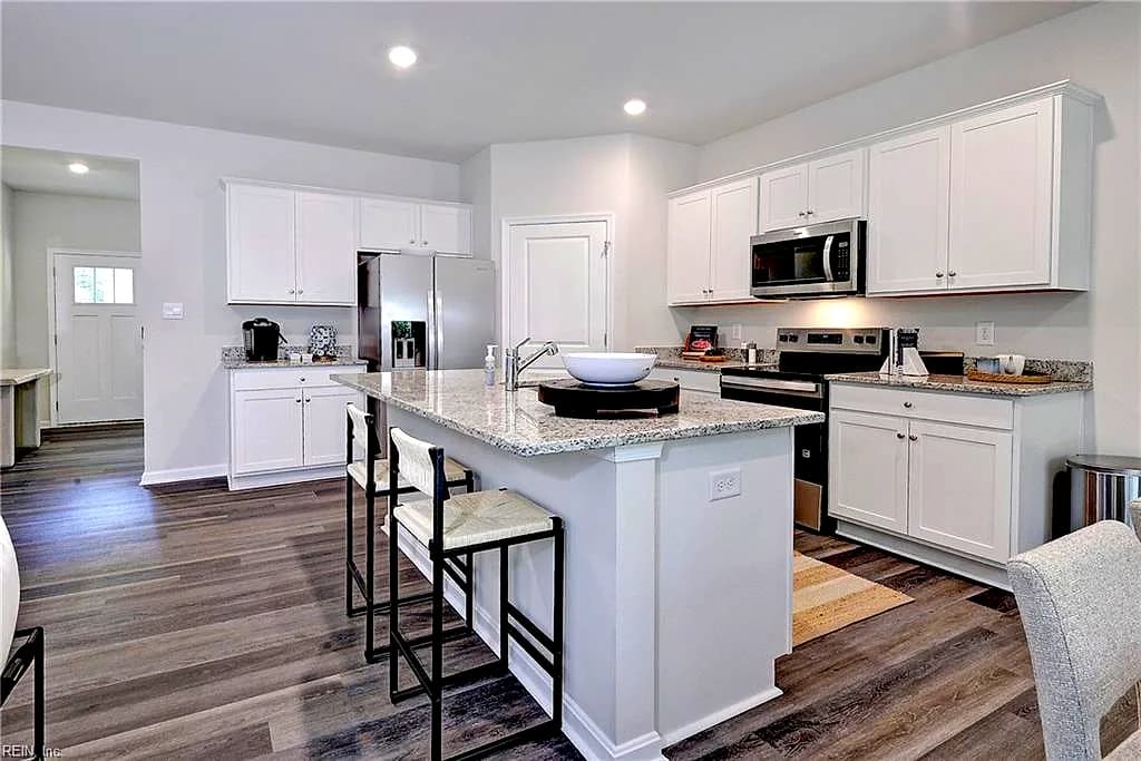 8685 Thomas Jefferson WAY, GLOUCESTER VA 23061 thumb 10