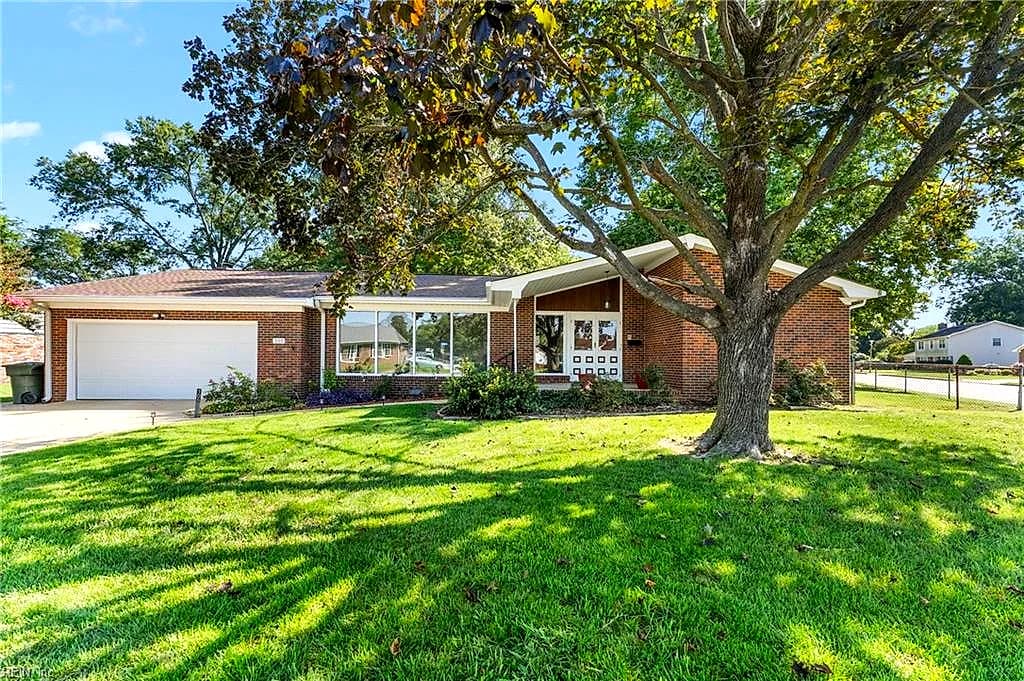105 Kove DR, HAMPTON VA 23669 - Main photo
