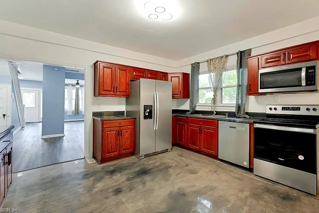 1001 Denhart ST, NORFOLK VA 23504 thumb 8