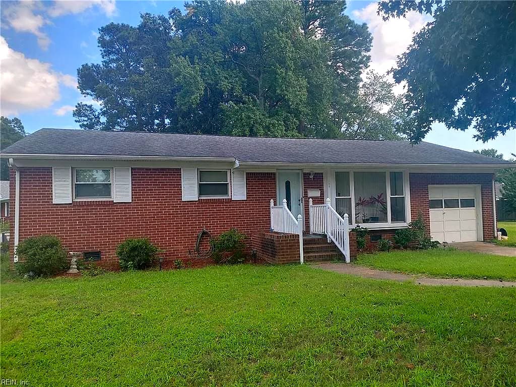 120 Latham DR, NEWPORT NEWS VA 23605 - Main photo