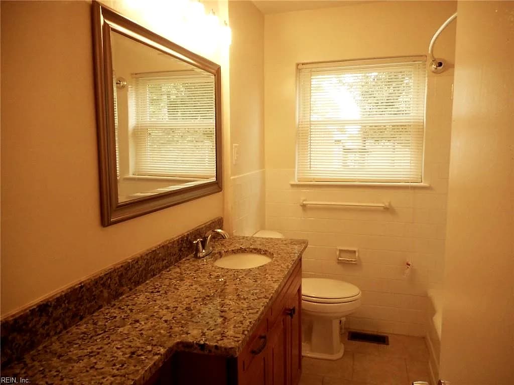 120 Latham DR, NEWPORT NEWS VA 23605 thumb 6