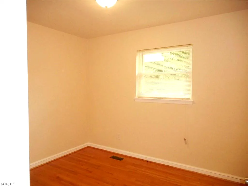 120 Latham DR, NEWPORT NEWS VA 23605 thumb 8