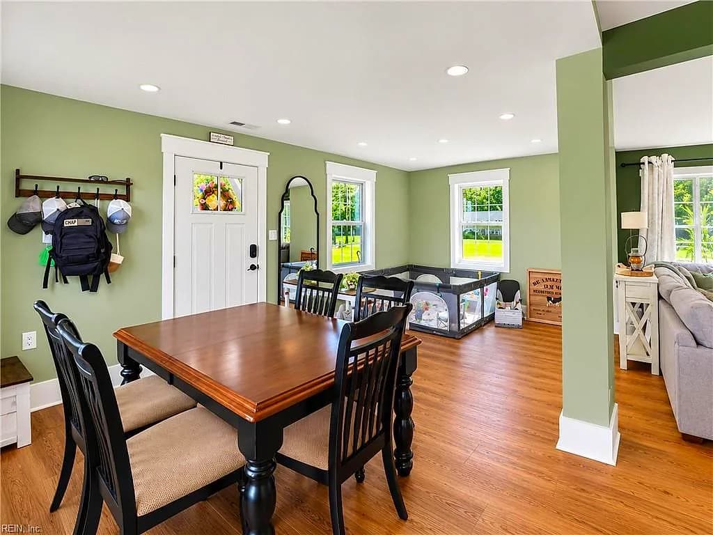 4651 Johns Point RD, GLOUCESTER VA 23061 - Photo 5