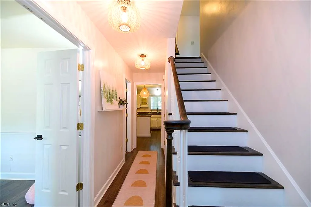 1805 Clearwater CT, NEWPORT NEWS VA 23602 - Photo 5