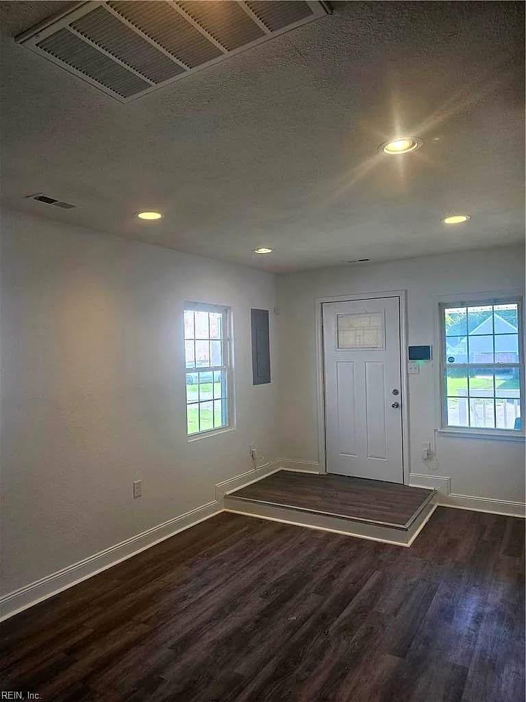 3500 Pierce ST, PORTSMOUTH VA 23703 thumb 6