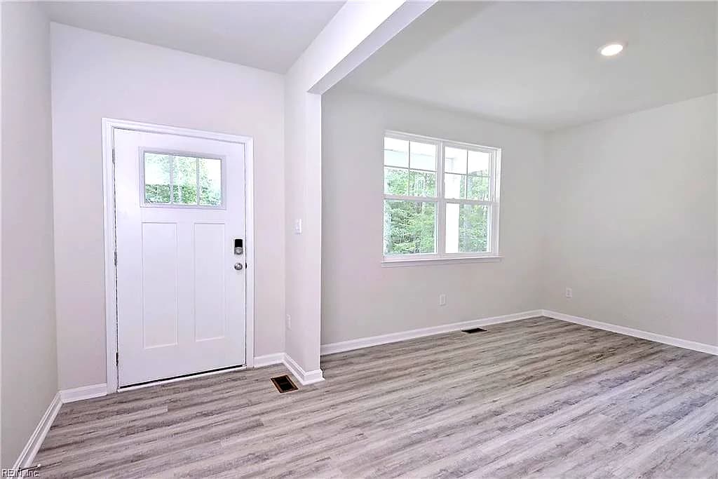 7602 Patriots WAY, GLOUCESTER VA 23061 - Photo 5