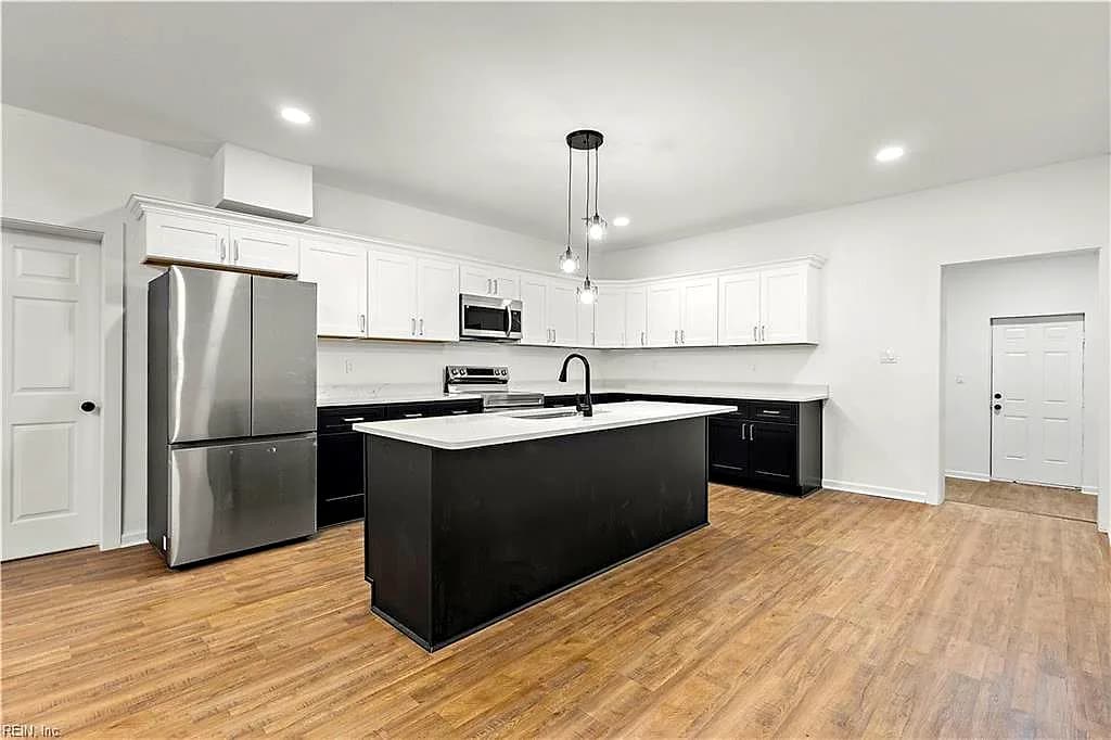 1325 Buckhorn DR, SUFFOLK VA 23437 thumb 6