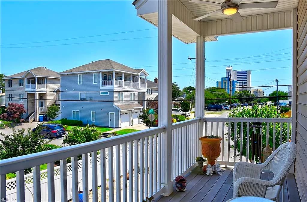 5512 Holly RD, VIRGINIA BEACH VA 23451 - Photo 4