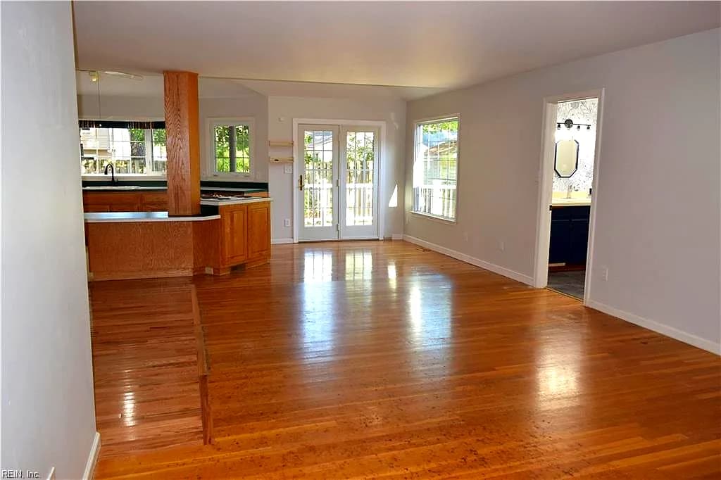 835 Isham PL, NEWPORT NEWS VA 23608 - Photo 4
