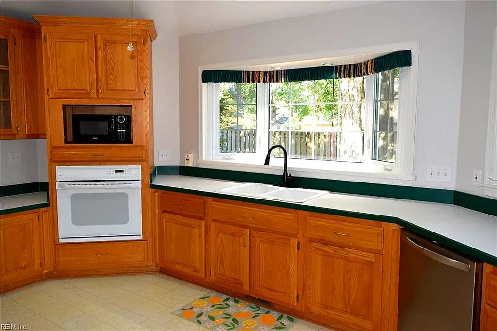 835 Isham PL, NEWPORT NEWS VA 23608 thumb 7