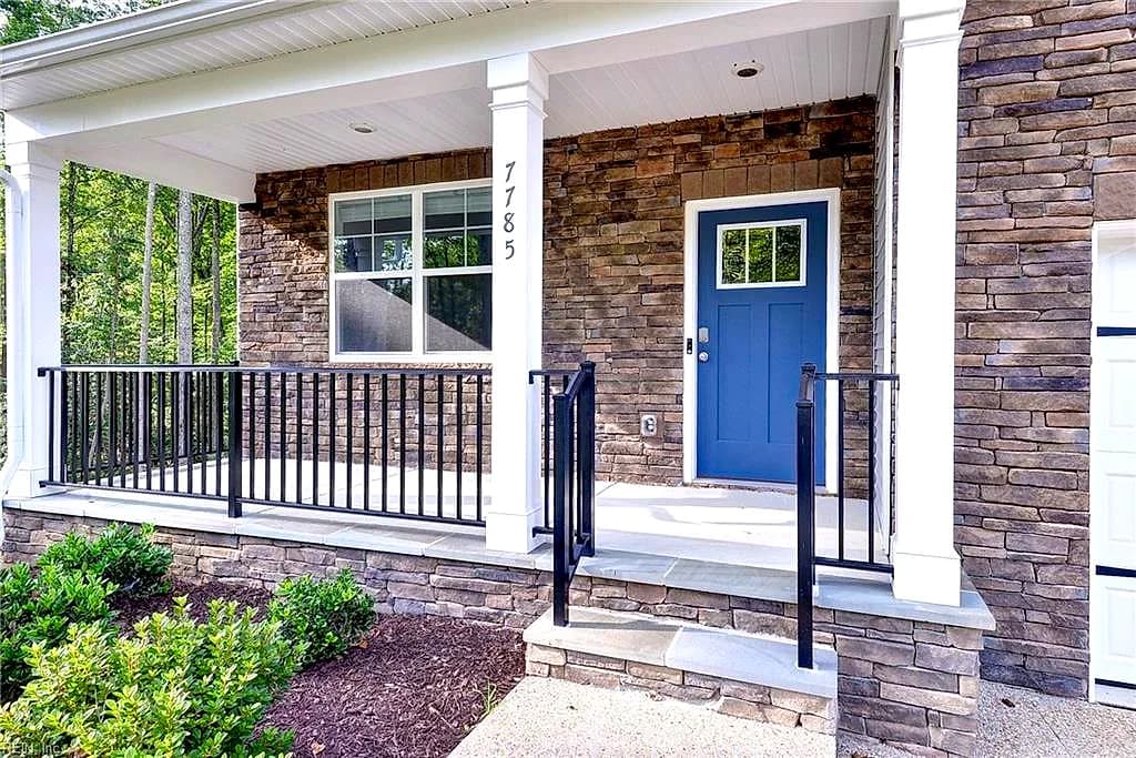 7785 Patriots WAY E, GLOUCESTER VA 23061 - Photo 4