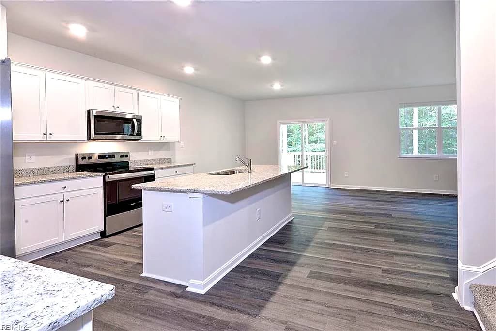 7785 Patriots WAY E, GLOUCESTER VA 23061 thumb 7