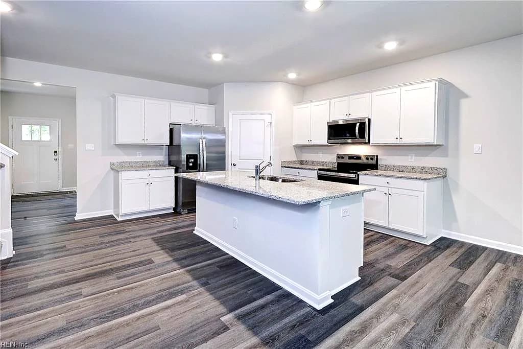 7785 Patriots WAY E, GLOUCESTER VA 23061 thumb 9