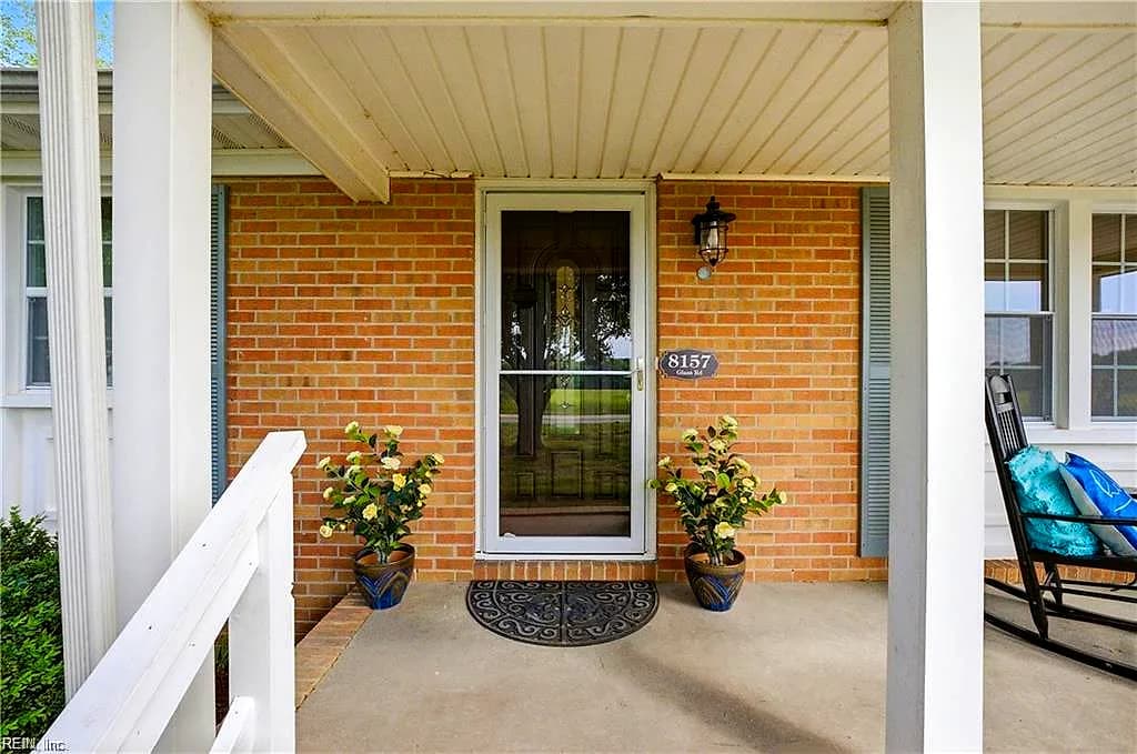8157 Glass RD, HAYES VA 23072 - Photo 5
