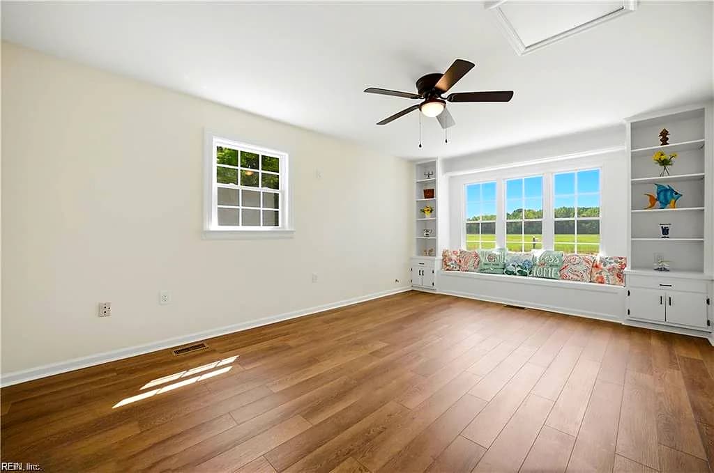 8157 Glass RD, HAYES VA 23072 thumb 7